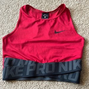 Nike Pro Intertwist Cropped Tank